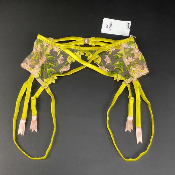 Studio Pia Liana Harness Suspender - Picture 3 of 5